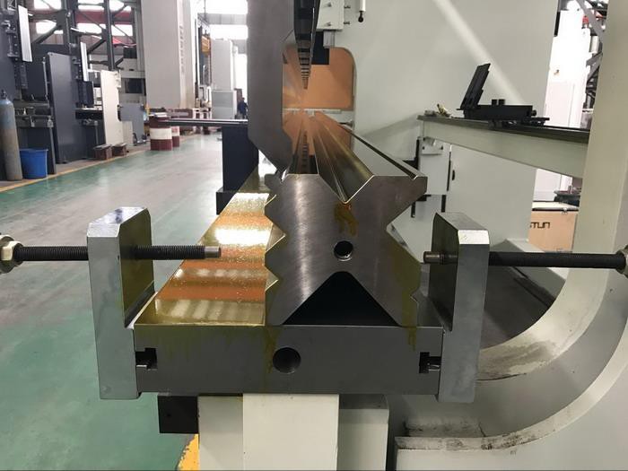 Multi V die for Yawei 400T synchro press brake china supplier