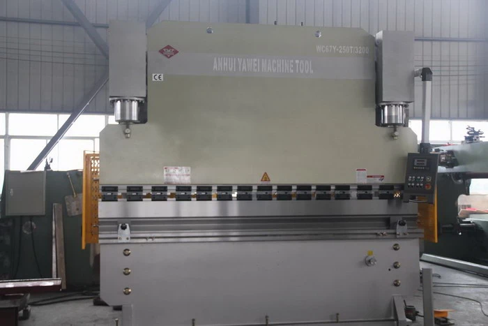 Plegadoras de Yawei 250Ton3m NC