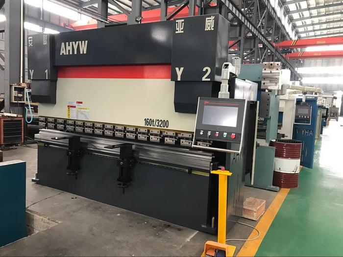 160T3200 6 AXIS PRESSBRAKES AHYW Yawei made in China 