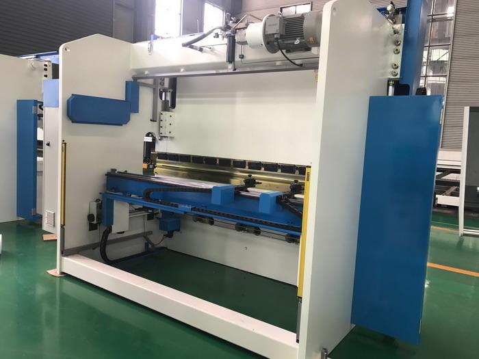 AHYW China Yawei 7 axis cnc press brake back gauge 3m Italy ESA S640 DELEM DA66T SYNCHRO PRESS BRAKE CONTROLLER