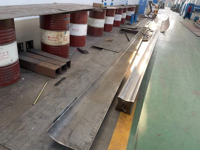 8M large sheet metal bumpng bending press brake 1000T made in china factory